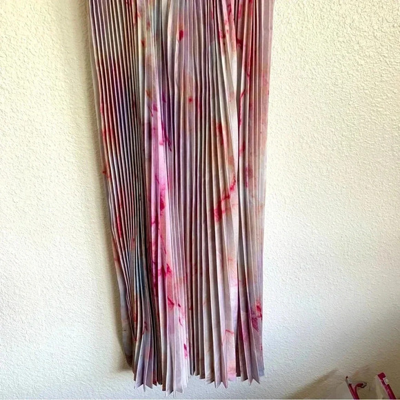 Steve Madden Marrel Dress Satin Effect Pleated Skirt  Size Small - Picture 7 of 11